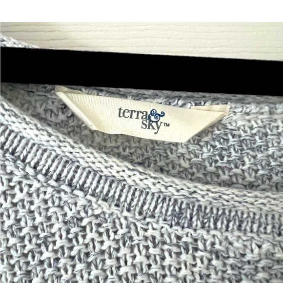 Terra & Sky Grey with Blue Hue Oversized Knit Sweater - Picture 6 of 6